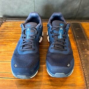 On Cloud Running Shoe